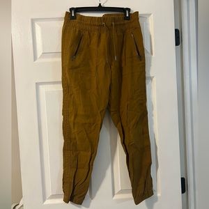 Athleta Cabo Linen Joggers